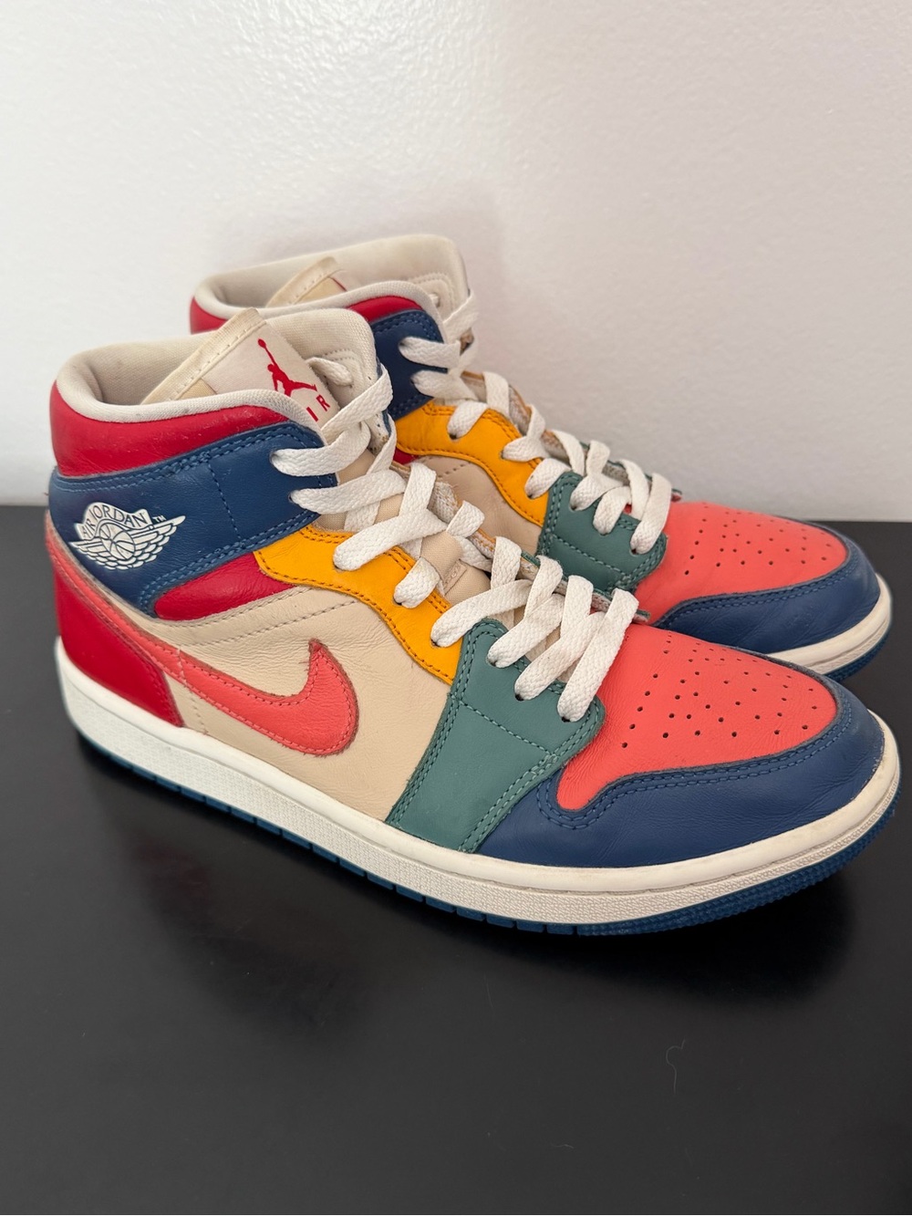 Jordan Mid-Top Sneakers multi women size 9